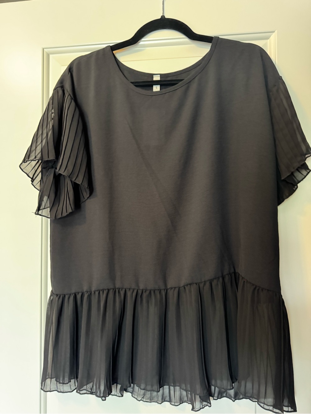 mts Black Round Neck Blouse with Tag Detail